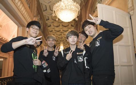 球队逼抢节奏像风暴一样