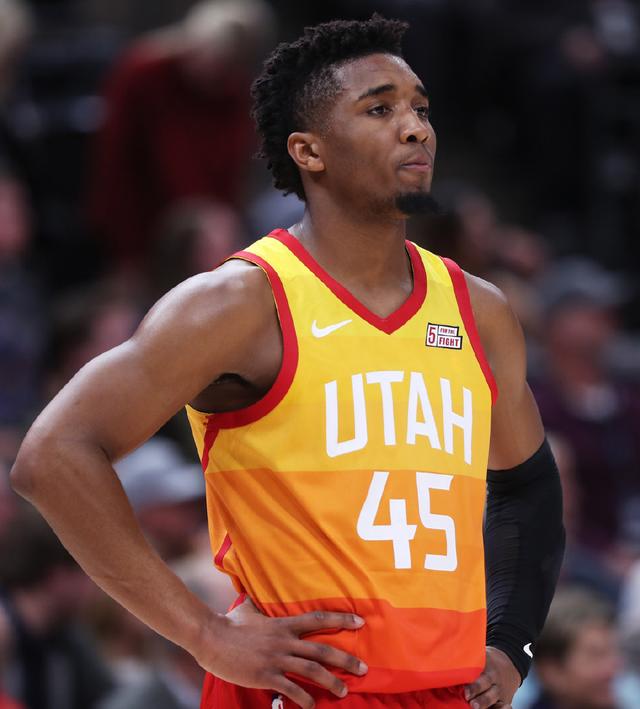 让高层在转 让高层在转