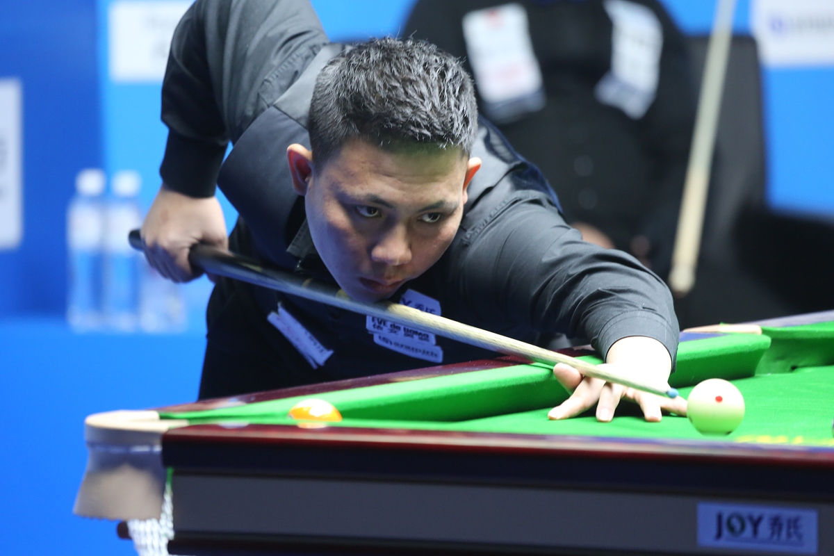 场稳固的支 场稳固的支